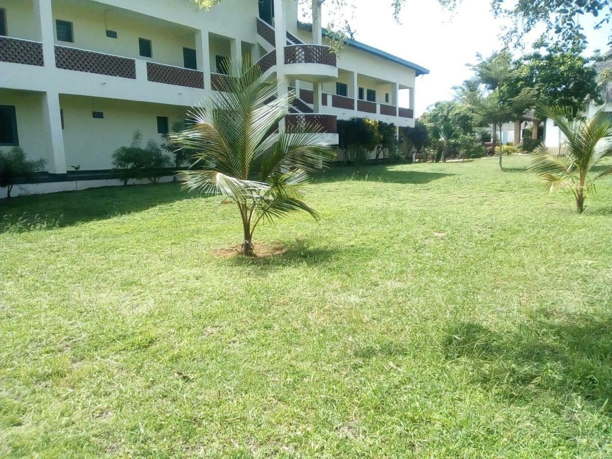 Ashari Hotel Shanzu Exterior foto